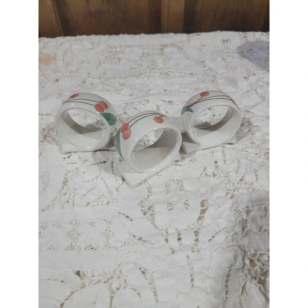 Mikasa Fruit Panorama Napkin Rings Ceramic with Box Set of 3